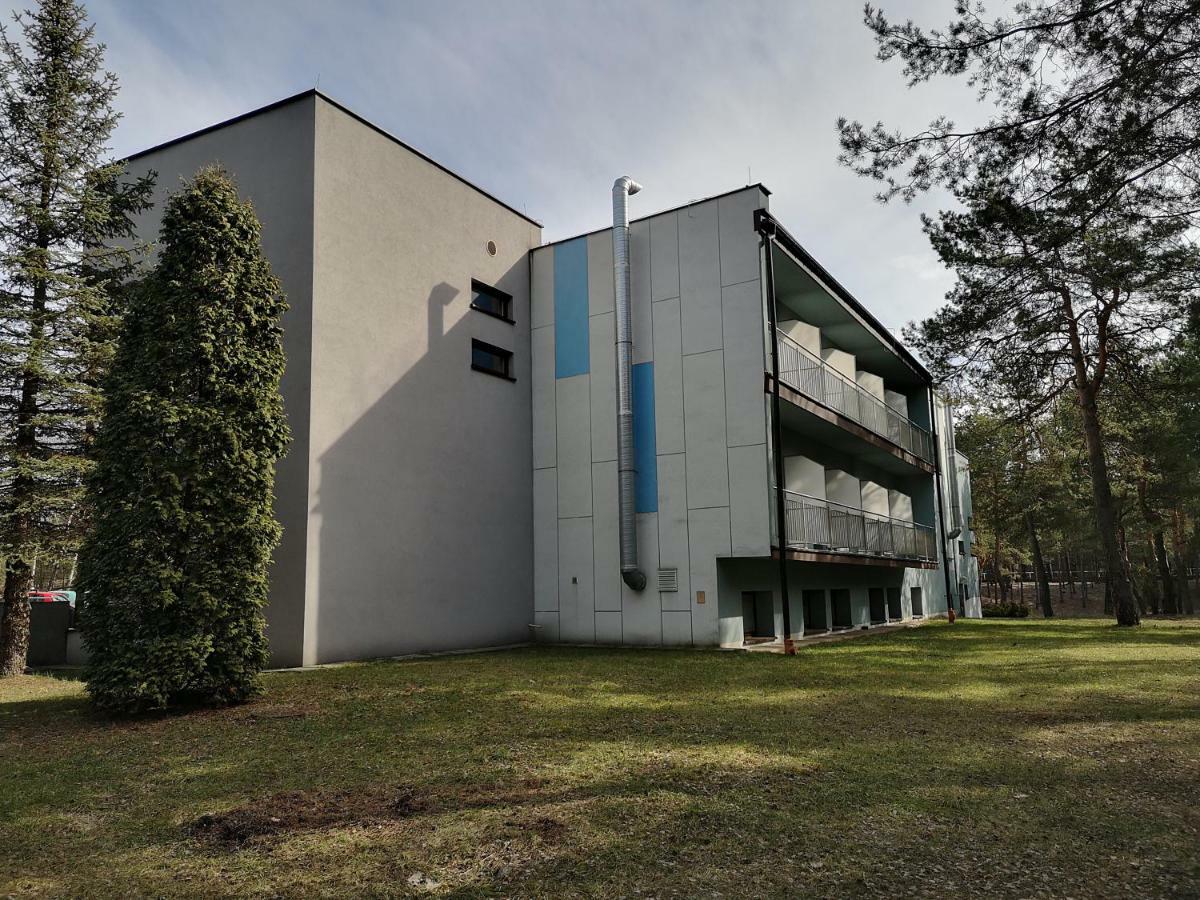 Dom Turysty "Tramp" Hotel Bukowno Екстериор снимка